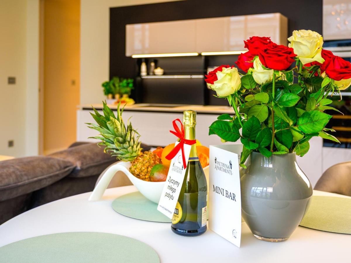 Pietryna Apartments Luxury - Sauna , Jacuzzi , Bezposrednio Przy Ul Piotrkowskiej วูดช์ ภายนอก รูปภาพ