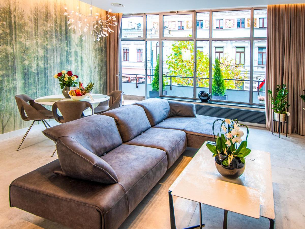 Pietryna Apartments Luxury - Sauna , Jacuzzi , Bezposrednio Przy Ul Piotrkowskiej วูดช์ ภายนอก รูปภาพ